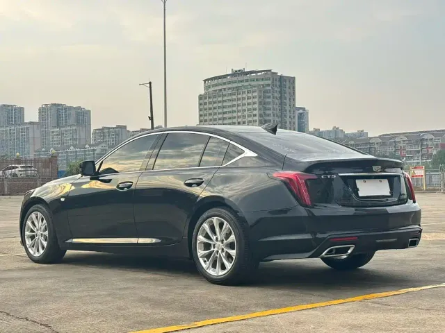 Cadillac CT5 — Фото автомобиля 9
