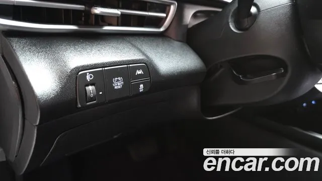Hyundai AVANTE Modern — Фото автомобиля 14