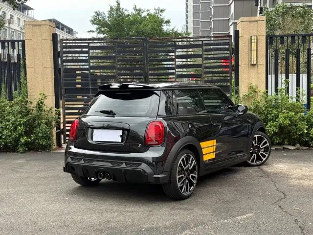 MINI Hatch — Фото автомобиля 5