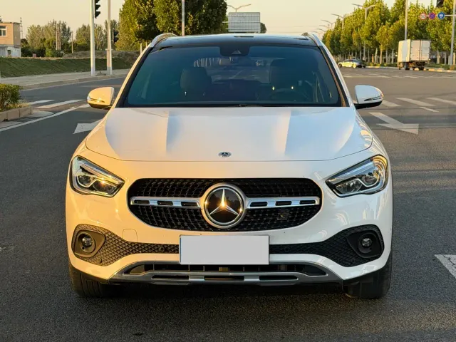 Mercedes-Benz GLA-Class — Фото автомобиля 2