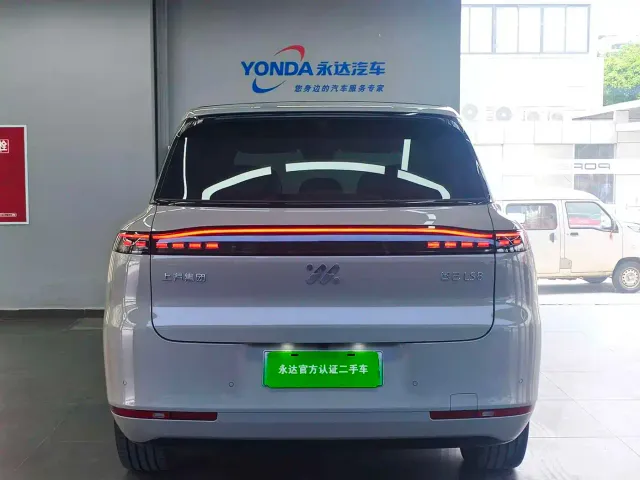 IM Motors LS8 — Фото автомобиля 3