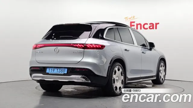 Mercedes-Benz EQS — Фото автомобиля 2