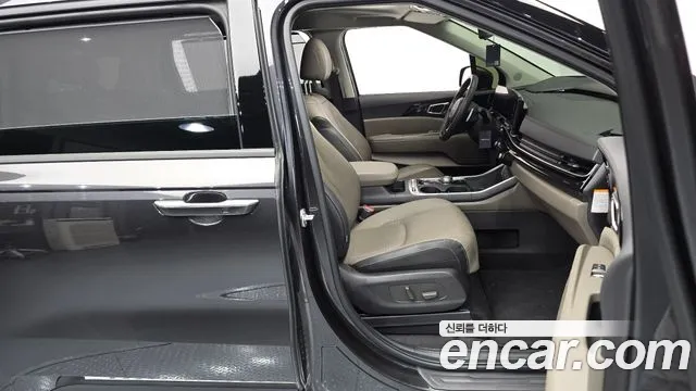 Kia Carnival 4th Gen — Фото автомобиля 26