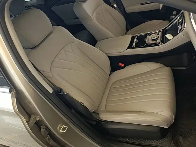 Geely Galaxy Stellar 6 — Фото автомобиля 24