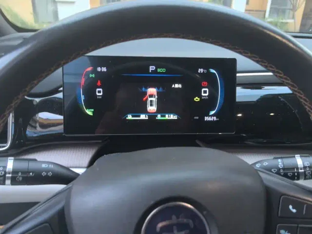 BYD Song Pro — Фото автомобиля 7