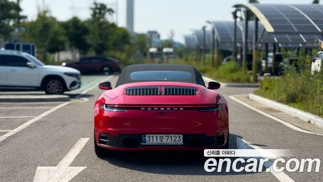 Porsche 911 — Фото автомобиля 2