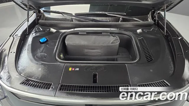 Kia EV9 — Фото автомобиля 9