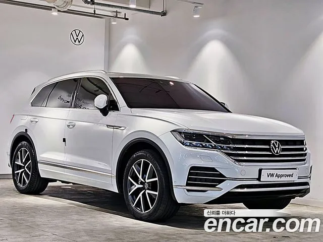 Volkswagen Touareg — Фото автомобиля 4