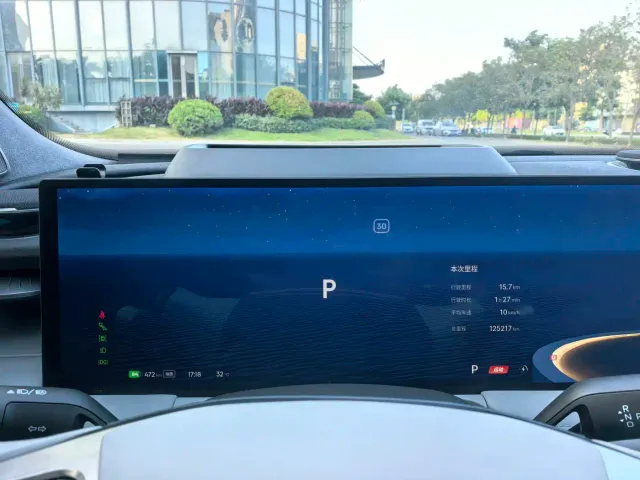 Geely Galaxy E8 — Фото автомобиля 4