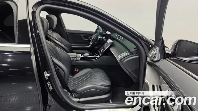 Mercedes-Benz S-Class W223 — Фото автомобиля 17