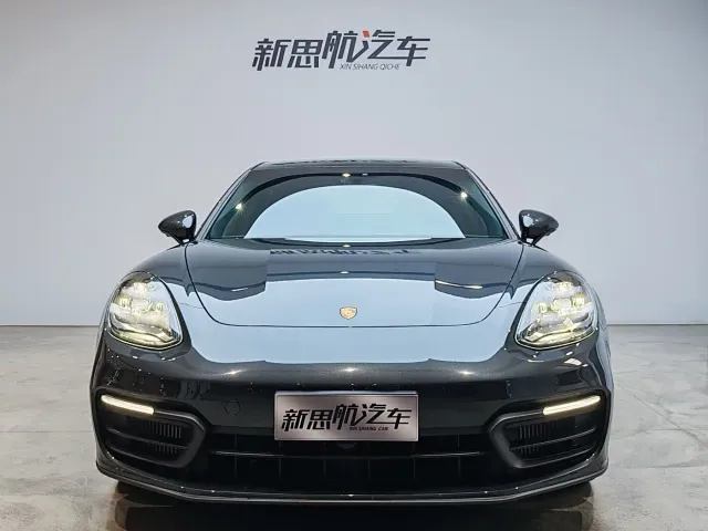 Porsche Panamera — Фото автомобиля 2