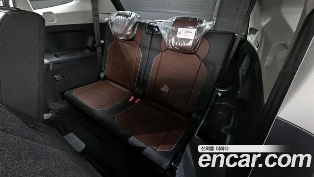 Volkswagen Tiguan — Фото автомобиля 12