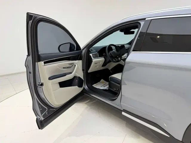 BYD Song PLUS — Фото автомобиля 3