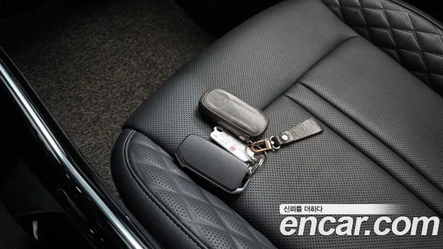 Kia Sorento Sorento 4-е поколение Бензин 2.5T 2WD — Фото автомобиля 15