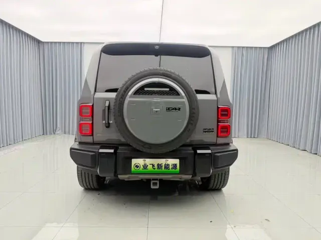 iCAR V27 — Фото автомобиля 5