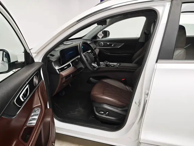 Chery Tiggo 8 PRO — Фото автомобиля 13