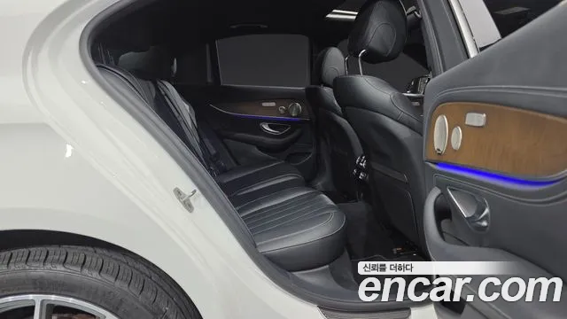 Mercedes-Benz E-Class W213 — Фото автомобиля 11
