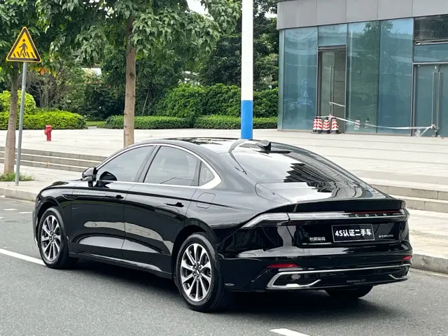 Lincoln Z — Фото автомобиля 4