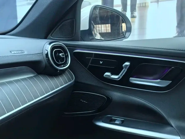 Mercedes-Benz C-Class — Фото автомобиля 19