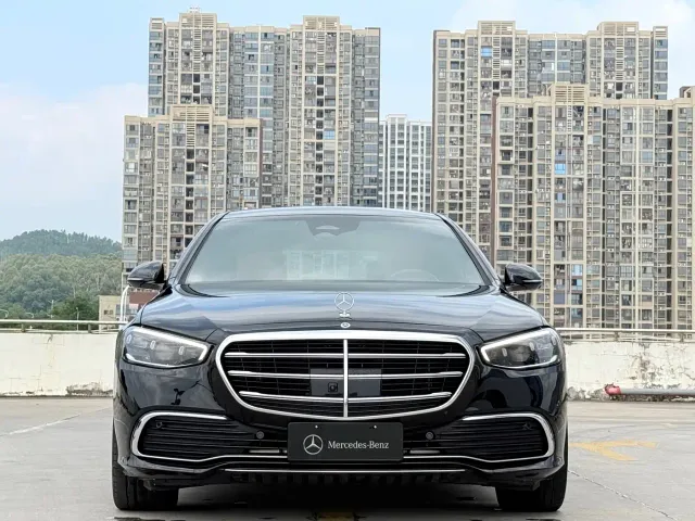 Mercedes-Benz S-Class — Фото автомобиля 2