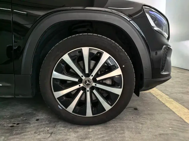 Mercedes-Benz GLB-Class — Фото автомобиля 5