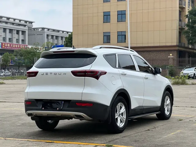 Jetour X70M — Фото автомобиля 8
