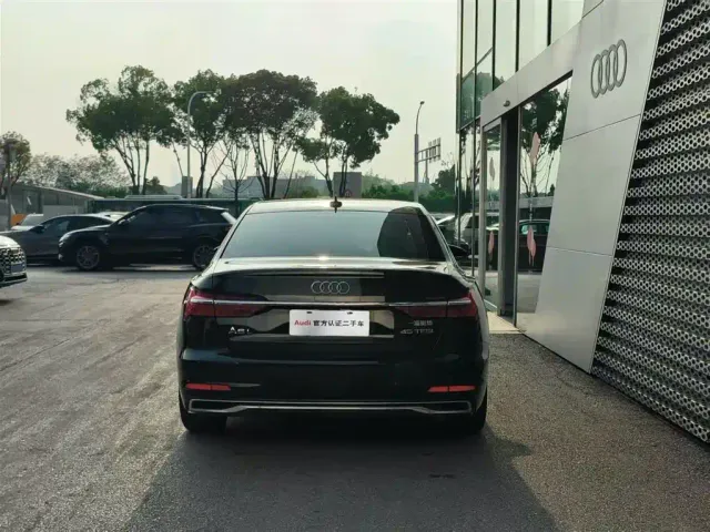 Audi A6L — Фото автомобиля 4