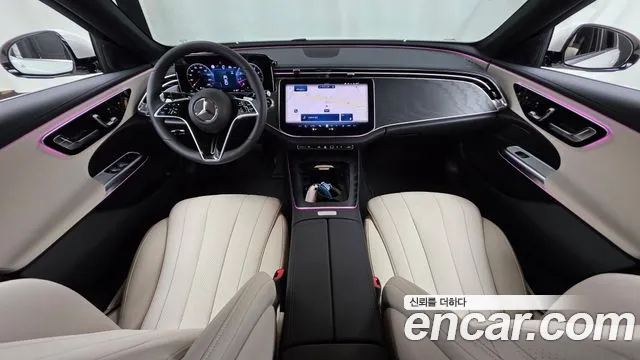 Mercedes-Benz E-Class — Фото автомобиля 7