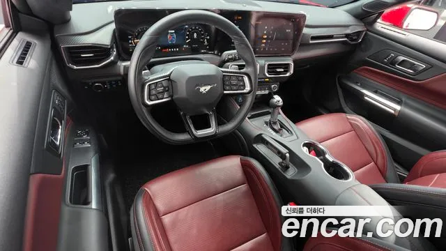 Ford Mustang — Фото автомобиля 7