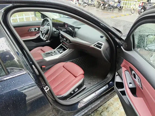 BMW 3 Series — Фото автомобиля 13
