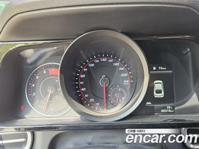 Hyundai Avante CN7 — Фото автомобиля 10