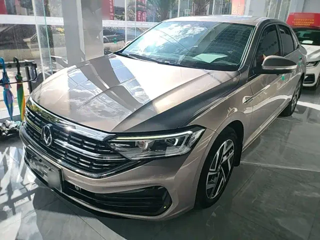 Фотография автомобиля — Volkswagen Sagitar