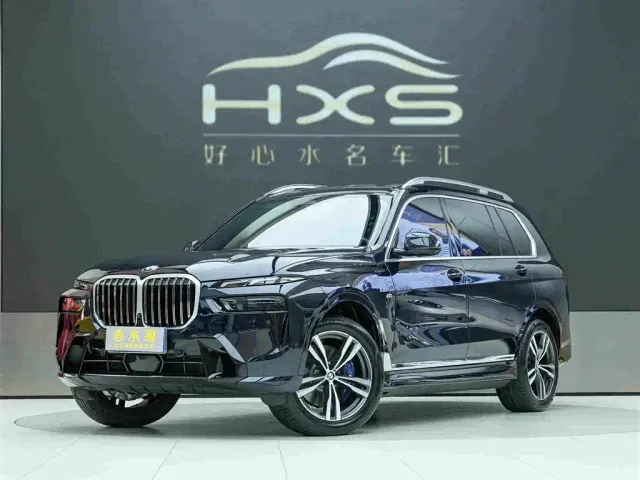 Фотография автомобиля — BMW X7