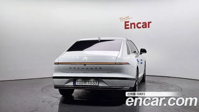 Hyundai Grandeur Grandeur (GN7) 3.5 Бензин 2WD — Фото автомобиля 4