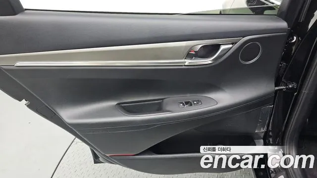 Hyundai Grandeur New — Фото автомобиля 25