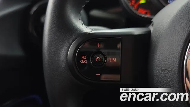 Mini Cooper Cooper 5 дверей Classic — Фото автомобиля 14