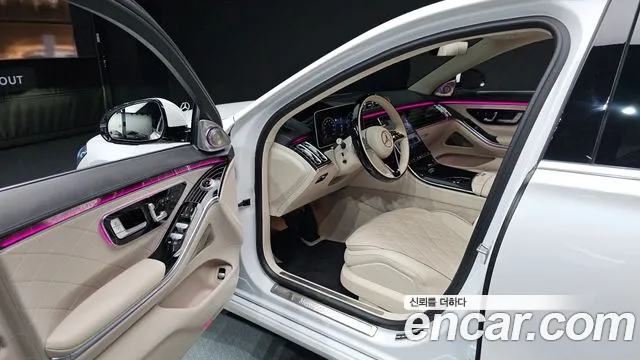 Mercedes-Benz S-Class — Фото автомобиля 10