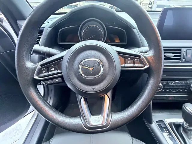 Mazda CX-4 — Фото автомобиля 11