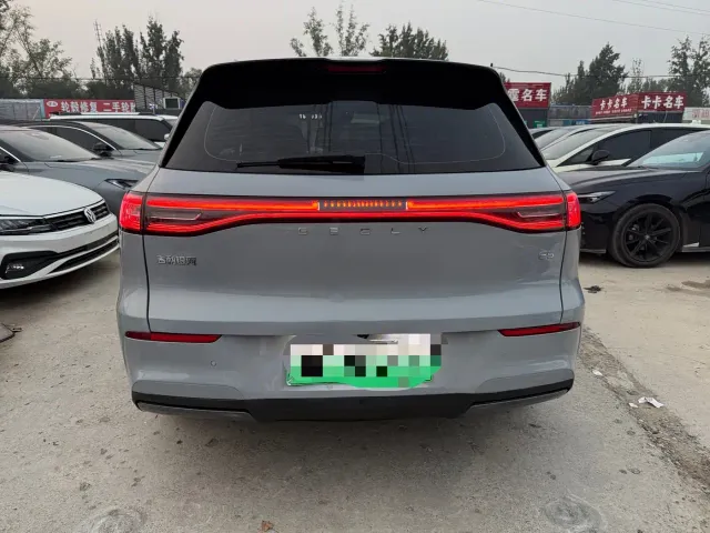 Geely Galaxy E5 — Фото автомобиля 8
