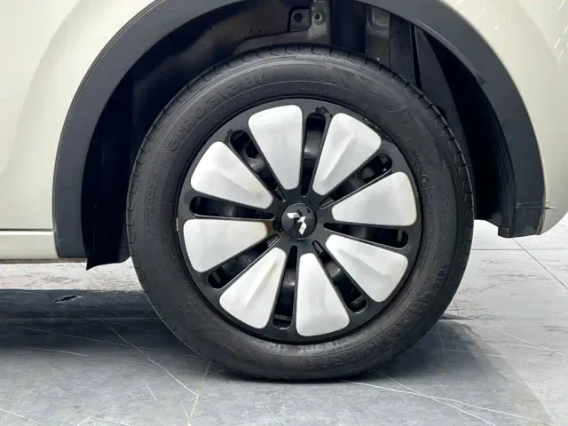 Wuling Bingo — Фото автомобиля 24