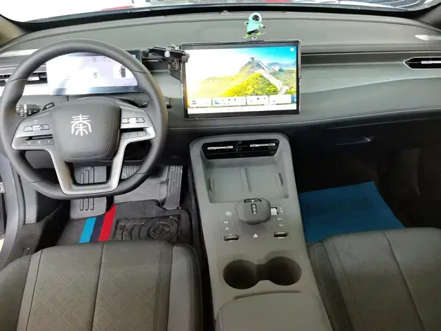 BYD Qin PLUS — Фото автомобиля 12
