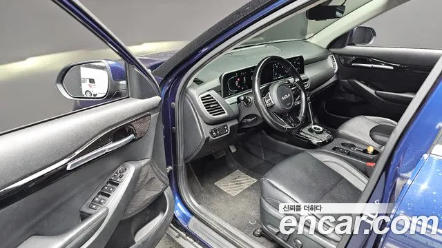 Kia Seltos New — Фото автомобиля 12