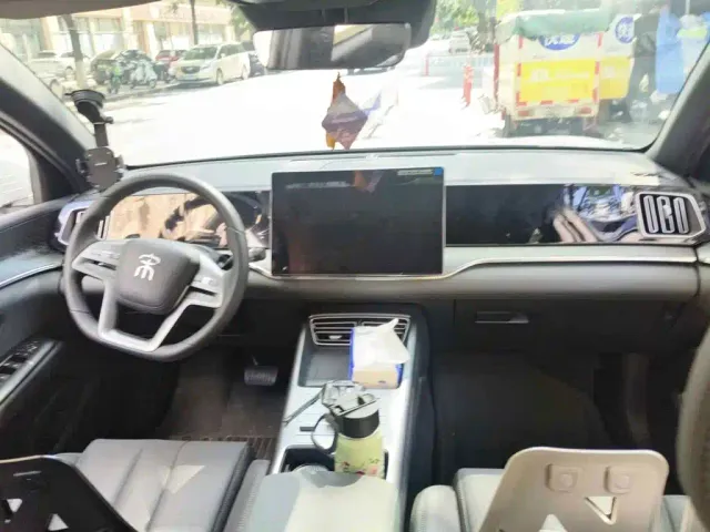 BYD Song Pro — Фото автомобиля 12