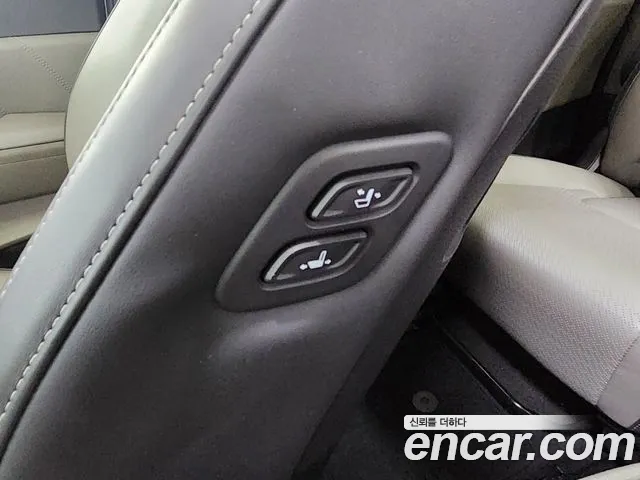 Kia Carnival Generation 4 — Фото автомобиля 14