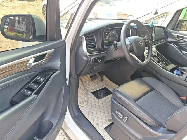 GAC Trumpchi M8 — Фото автомобиля 15