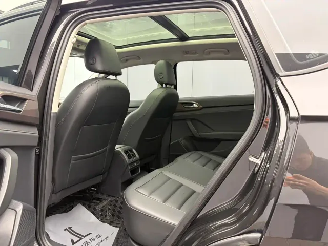 Volkswagen Tharu — Фото автомобиля 8