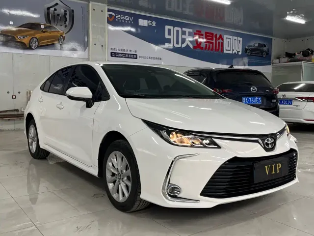 Toyota Corolla — Фото автомобиля 3