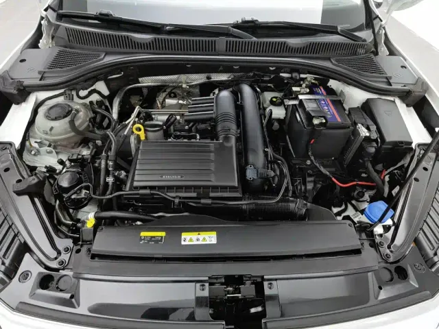 Volkswagen Sagitar — Фото автомобиля 6