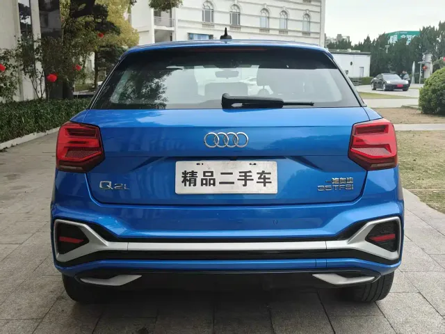 Audi Q2L — Фото автомобиля 8