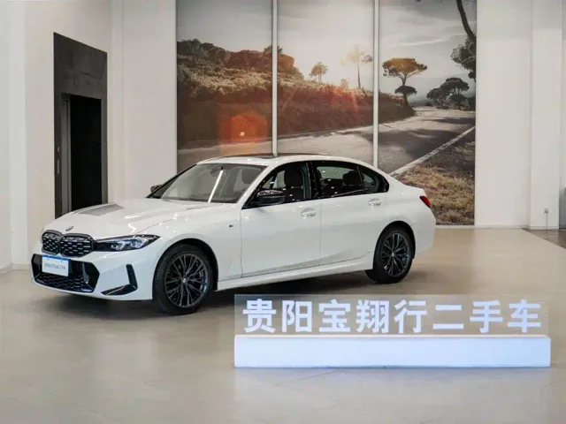 Фотография автомобиля — BMW 3 Series